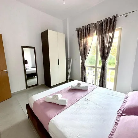 Pensjonat Shell 1 Golem (Tirana)