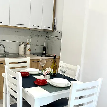 Shell 1 Golem (Tirana)