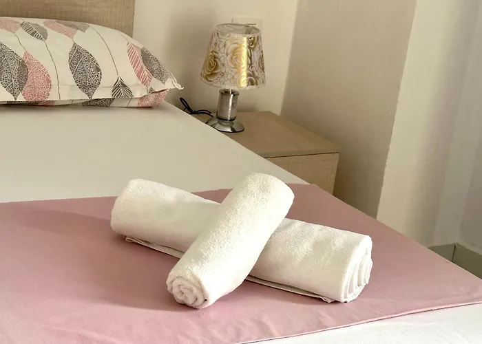 Konukevi Shell 1 Golem (Tirana)