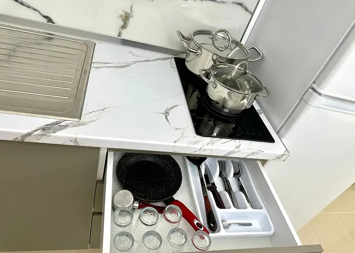 Shell 1 게스트하우스 골렘