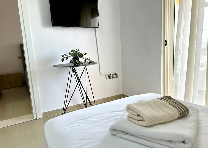 Konukevi Shell 1 Golem (Tirana)