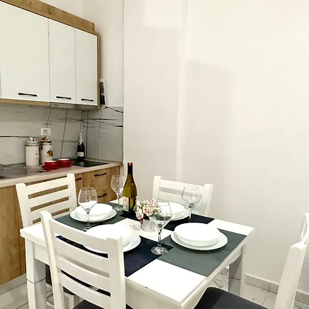 Shell 1 Golem (Tirana)