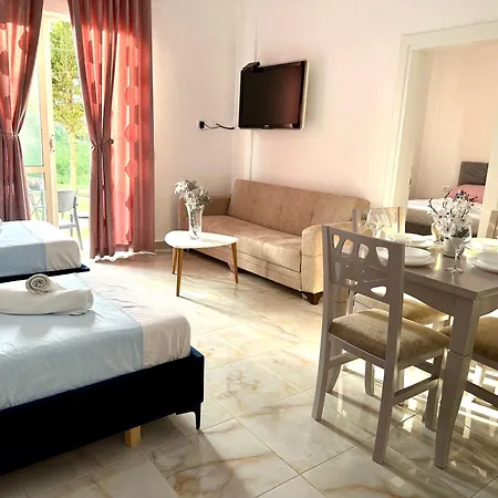 Shell 1 Πανσιόν Golem (Tirana)