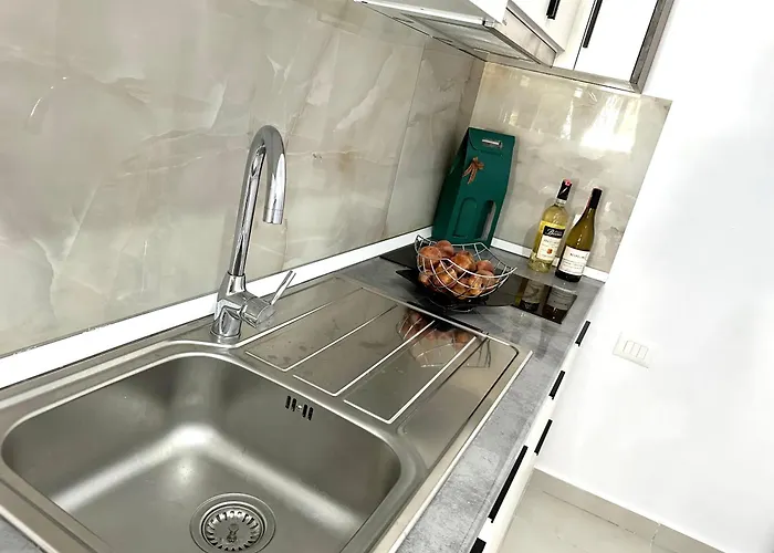 Guest house Shell 1 *