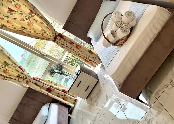 Shell 1 * Golem (Tirana)