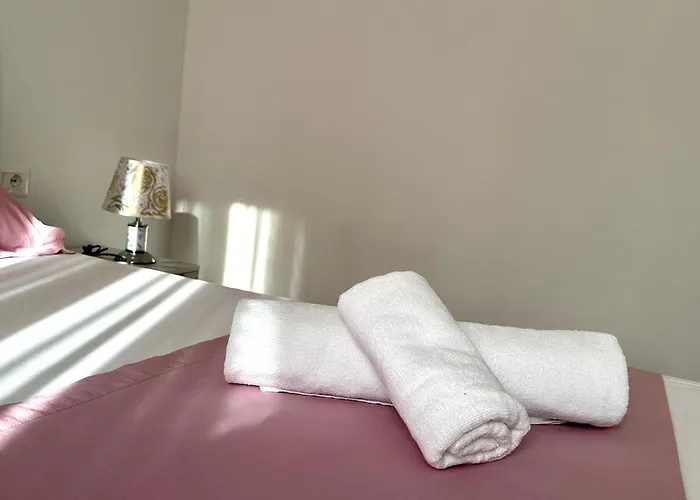 Shell 1 Guest house Golem (Tirana)