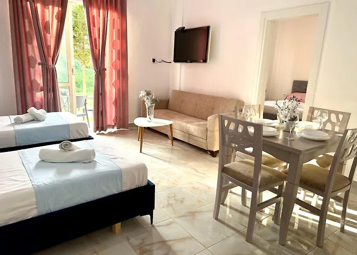 Shell 1 Guest house Golem (Tirana)