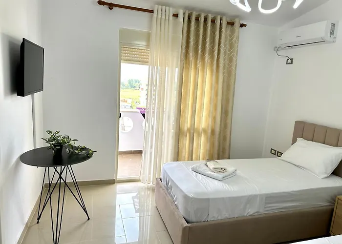 Shell 1 Guest house Golem (Tirana)